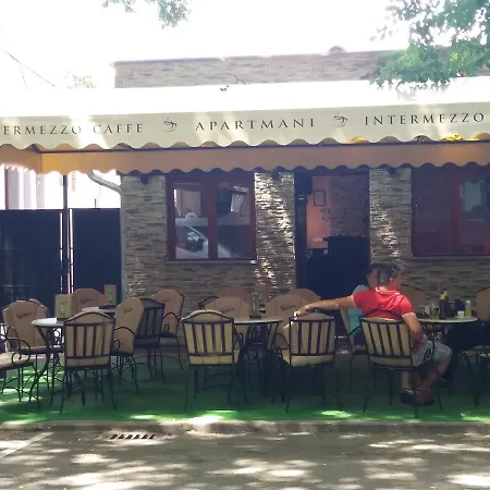 B&B Intermezzo Caffe