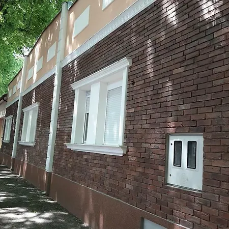 Intermezzo Caffe 住宿加早餐酒店